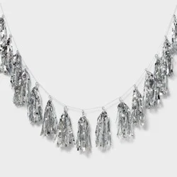 Silver Tassel Garland - Spritz™