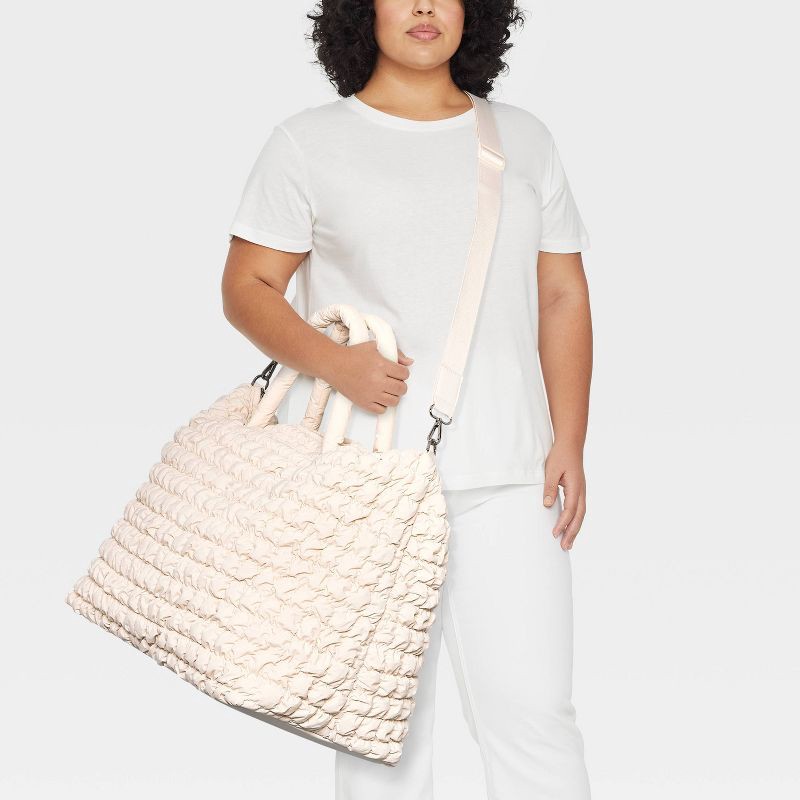 Athleisure Soft Weekender Bag Off White A shops New Day