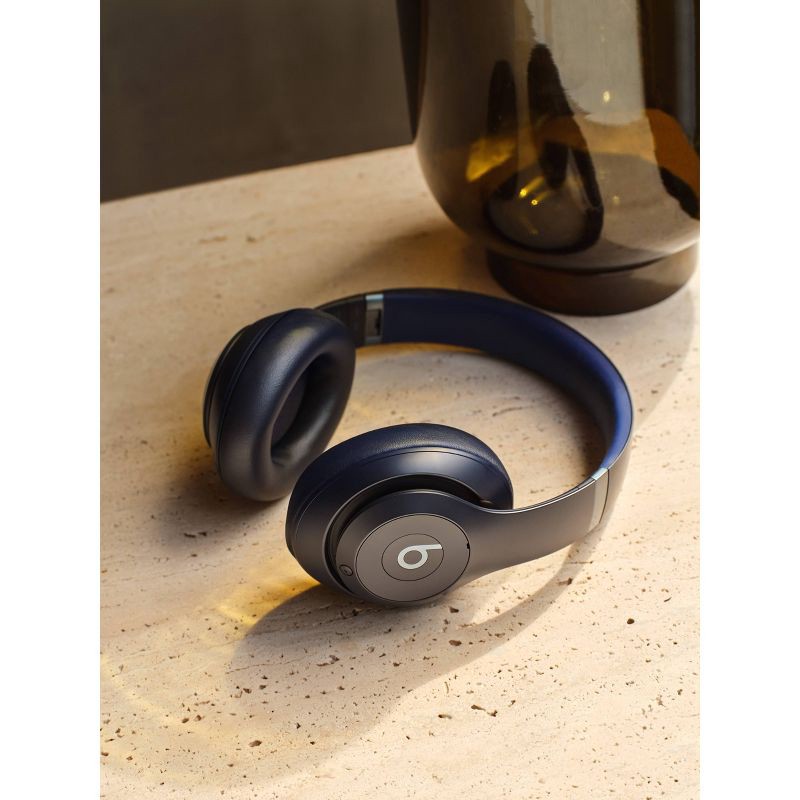 slide 17 of 18, Beats Studio Pro Bluetooth Wireless Headphones - Black, 1 ct