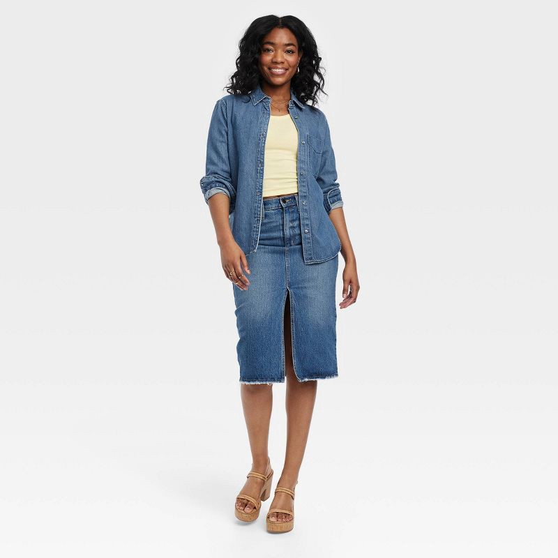 slide 3 of 4, Women's Long Sleeve Relaxed Denim Button-Down Shirt - Universal Thread™ Medium Wash M, 1 ct