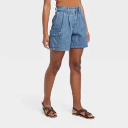 Women's High-Rise Denim Cargo Shorts - Universal Thread™ Medium Wash 8