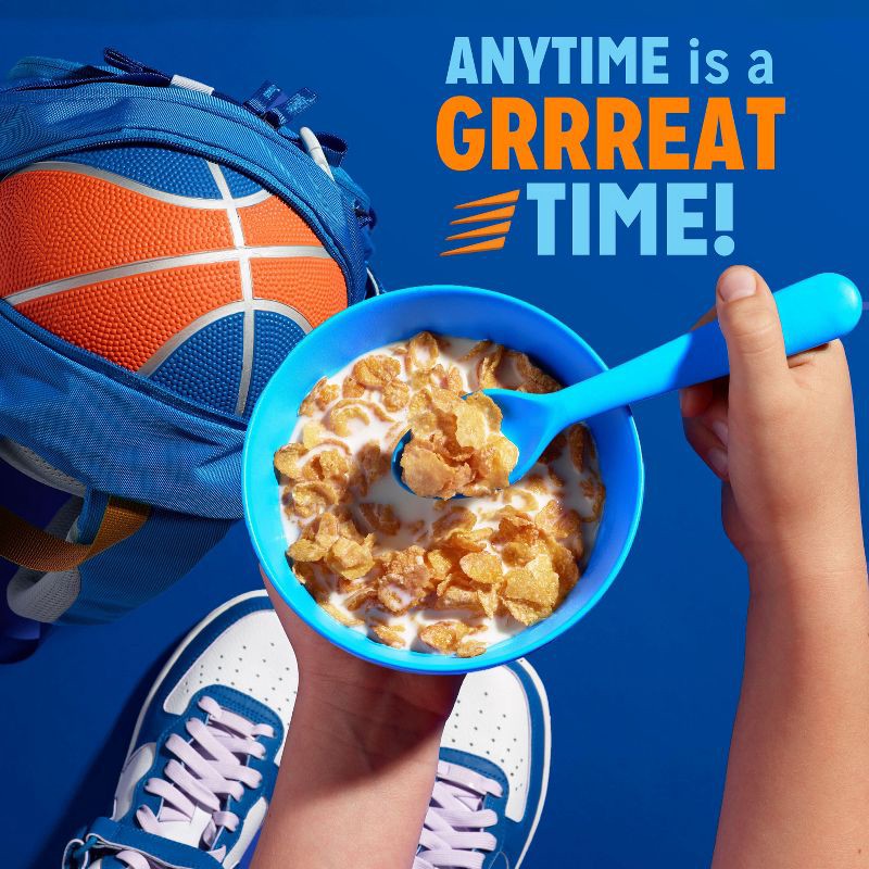 slide 4 of 12, Kellogg's Frosted Flakes Breakfast Cereal - 21.7oz, 21.7 oz