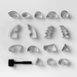 16pc Halloween Pumpkin Carving Punch in Kit - Hyde and EEK! Boutique™