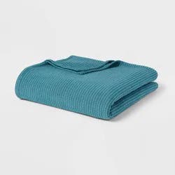 King Matelassé Bed Blanket Blue - Threshold™: Heavyweight Solid Pattern, Transitional Style, 220 Thread Count
