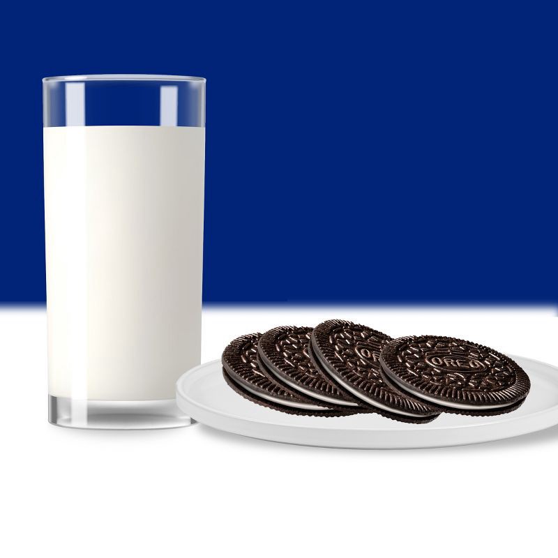 slide 4 of 14, Oreo Thins Chocolate Sandwich Cookies Family Size - 11.78oz, 11.78 oz