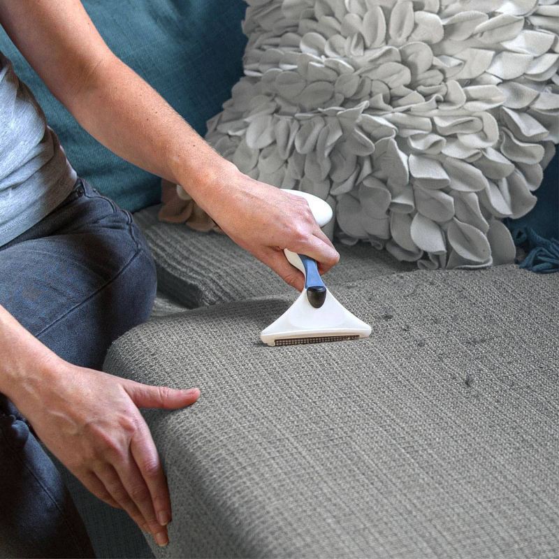 slide 3 of 10, Gleener Fabric Shaver with Lint Brush: Sweater & Fuzz Remover, Plastic, White, 7.5" Height, No Battery Needed, 1 ct