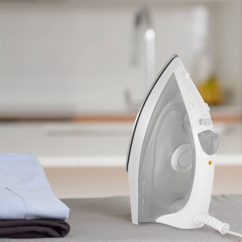 slide 6 of 8, Sunbeam 1200W Compact Steam Iron with Shot of Steam Feature, 1 ct