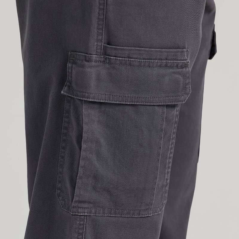 slide 6 of 8, Wrangler Men's ATG Relaxed Cargo Pants - Anthracite 40x30: Heavyweight Cotton, Stretch, Mid Rise, 1 ct