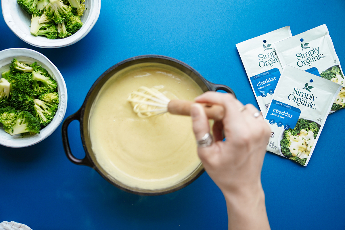 slide 4 of 6, Simply Organic Cheddar Cheese Sauce Mix, 0.85 oz