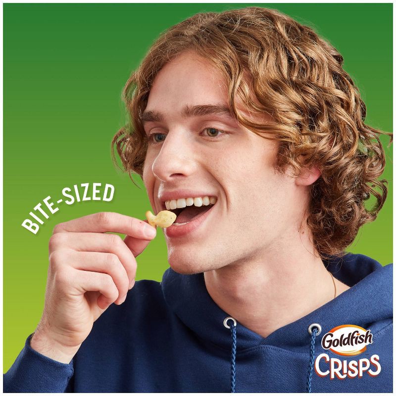 slide 6 of 12, Goldfish Crisps Sour Cream & Onion Baked Chip Crackers Bag - 6.25oz, 6.25 oz