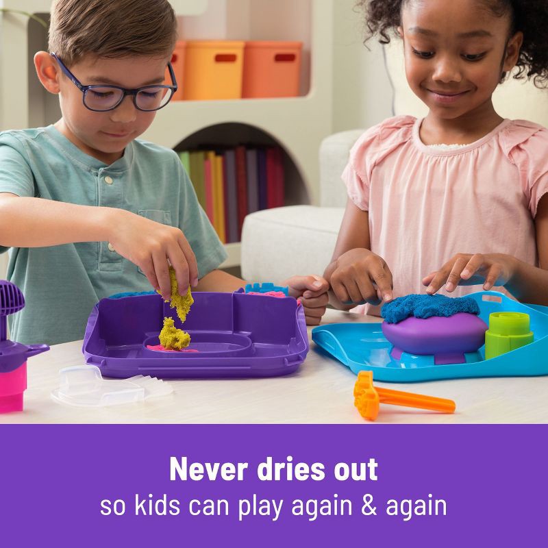 slide 9 of 10, Kinetic Sand Squish Motion Set, 1 ct