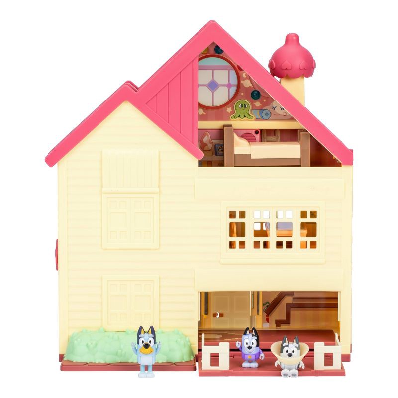 slide 5 of 11, Bluey Ultimate Lights & Sounds Playhouse with Muffin & Socks (Target Exclusive): Animation Doll Playsets with Figures, 1 ct