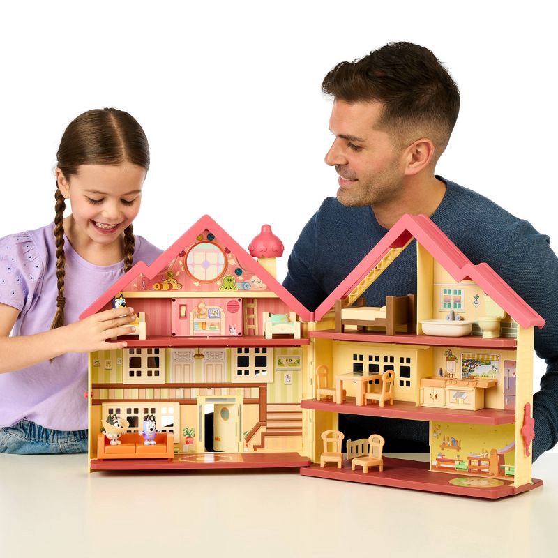 slide 8 of 11, Bluey Ultimate Lights & Sounds Playhouse with Muffin & Socks (Target Exclusive): Animation Doll Playsets with Figures, 1 ct