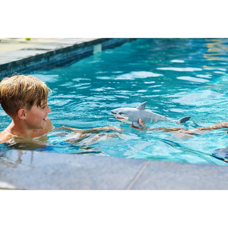 slide 6 of 9, Robo Alive Great White Shark, 1 ct