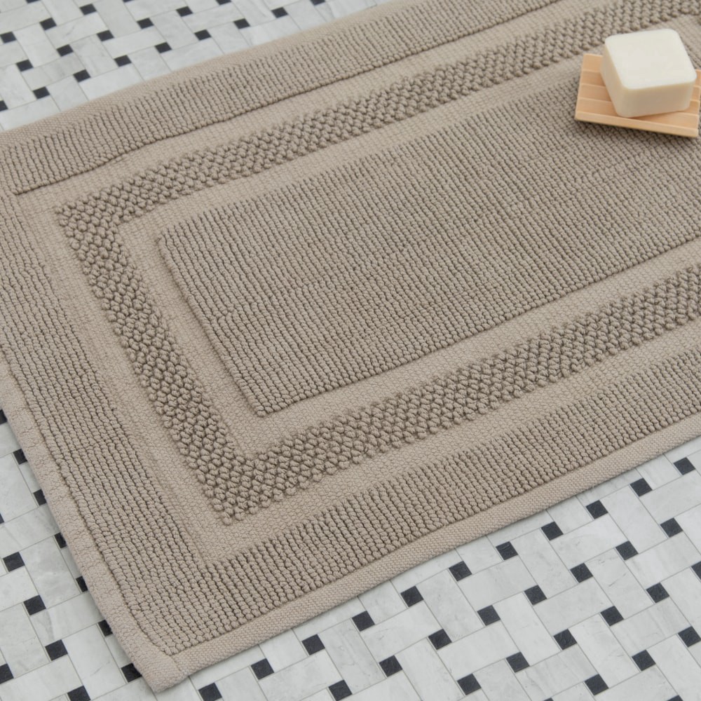 slide 3 of 4, Hd Designs Antimicrobial Bath Rug, 20 in x 34 in