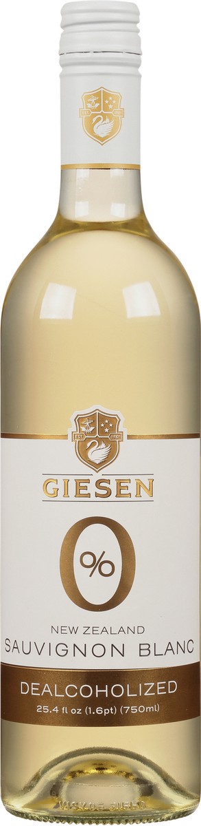 slide 3 of 13, Giesen Sauvignon Blanc 25.4 fl oz, 25.4 fl oz