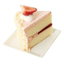 Raley's Strawberry Dream Cake Slice 1 Ea