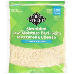 First Street Shredded Mozzarella Cheese