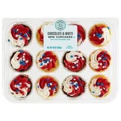 Bakery Fresh Assorted Patriotic Mini Cupcakes