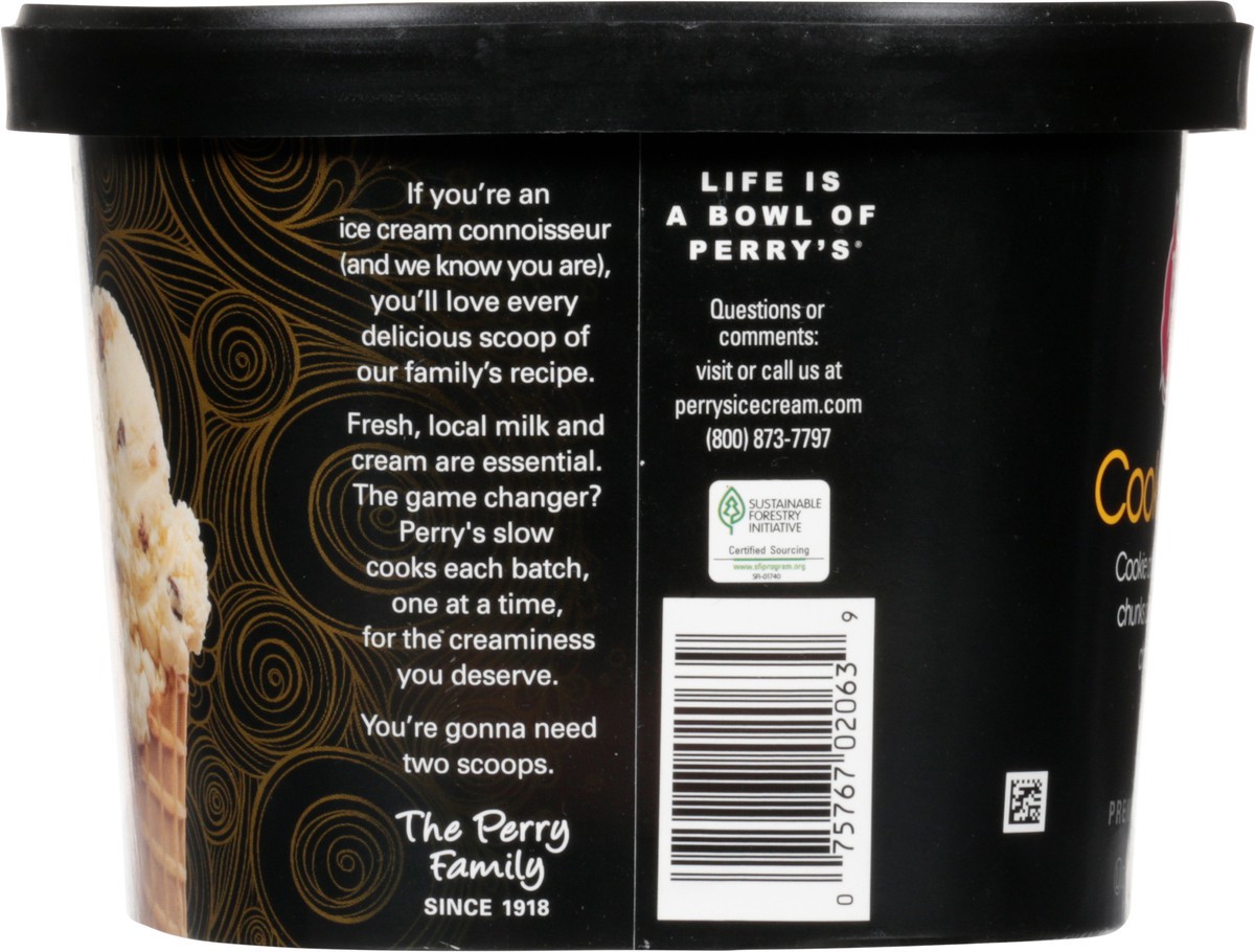 slide 6 of 9, Perry's Ice Cream Premium Cookie Dough Ice Cream 1.5 qt, 1.5 qt