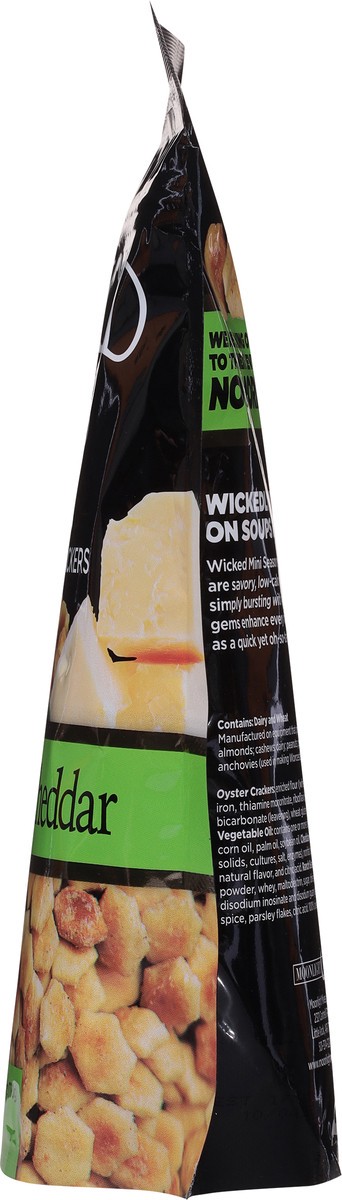 slide 5 of 14, Wicked Minis Seasoned Jalapeno Cheddar Snacking Crackers 6 oz, 6 oz