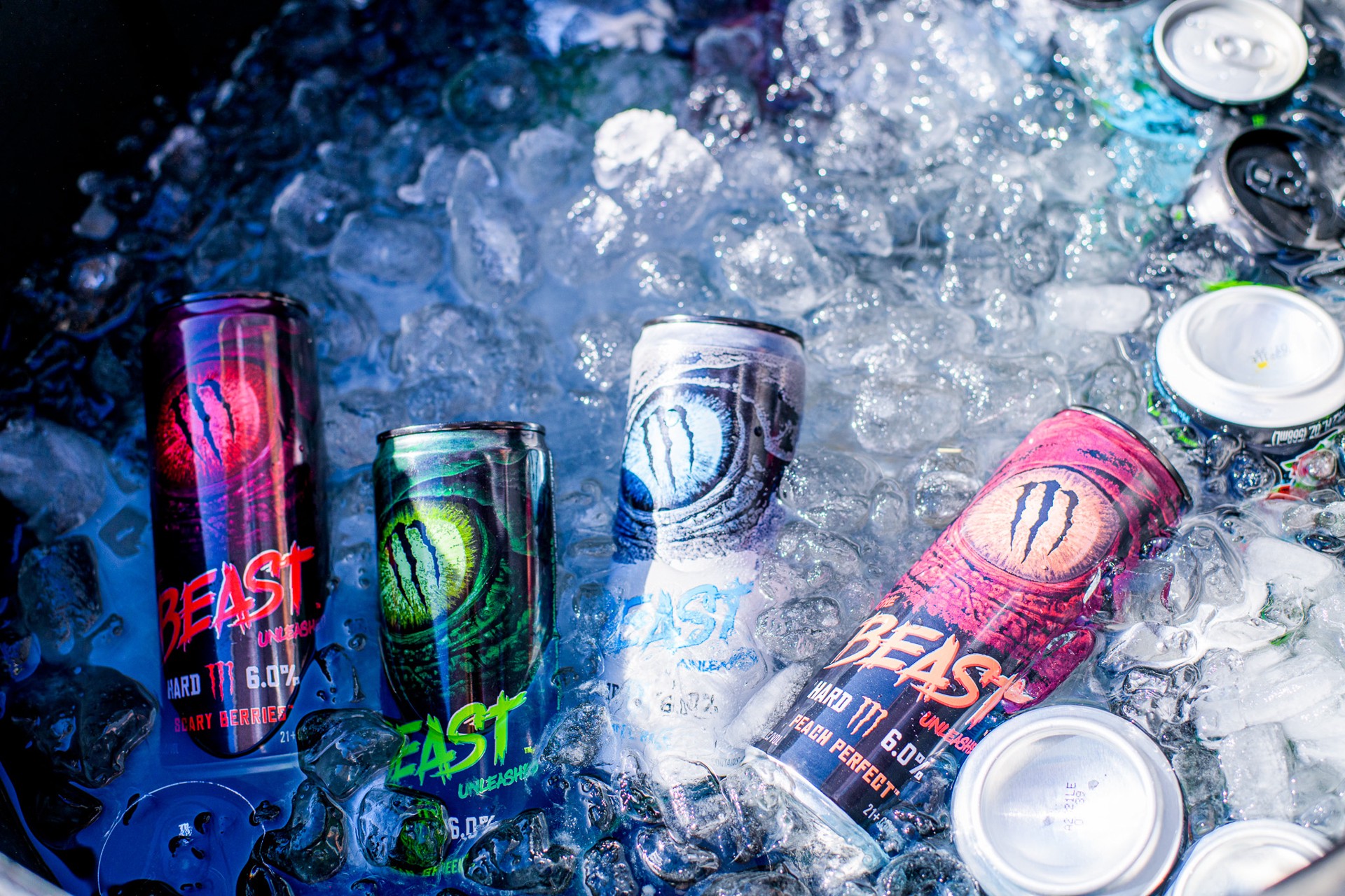 slide 4 of 6, Squatters The Beast Unleashed White Haze 16oz Can, 1 pint