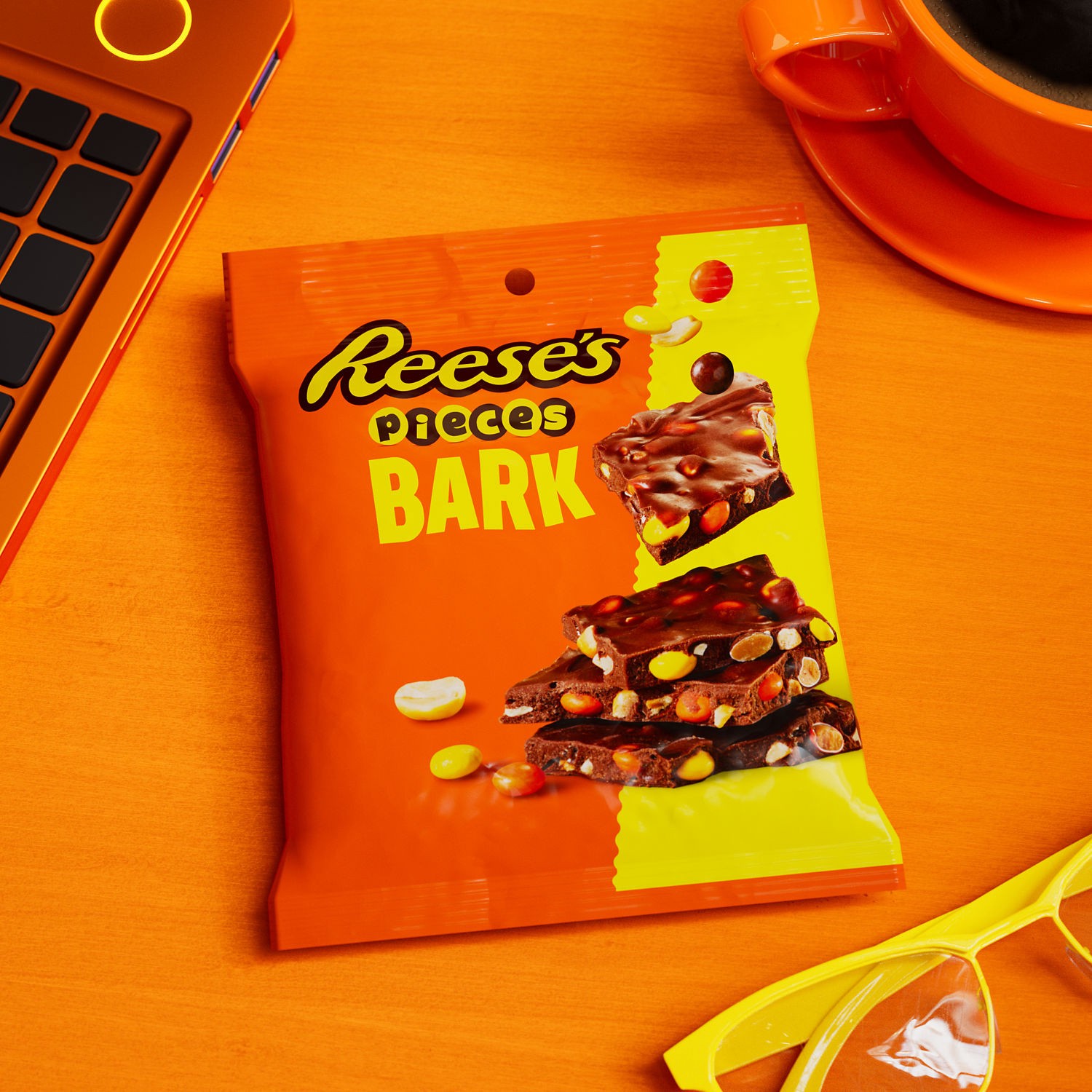 slide 9 of 10, Reese's REESE'S PIECES Milk Chocolate Candy with Peanuts Bark Bag, 3.1 oz, 3.1 oz