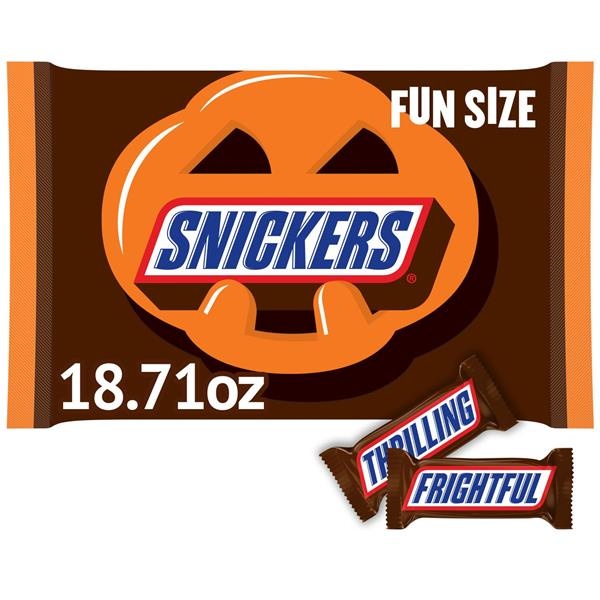 slide 1 of 1, Snickers Spooky Chocolate Bars Fun Size Halloween Candy, 18.7 oz