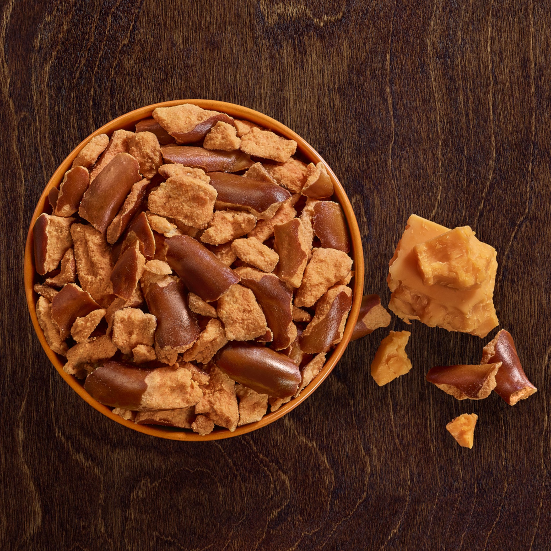 slide 5 of 10, Snyder's of Hanover Cheddar Cheese Flavored Pretzel Pieces, 18 oz