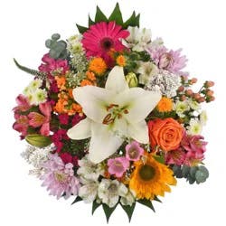 Bloom Haus Garden Bouquet - Red / White / Green