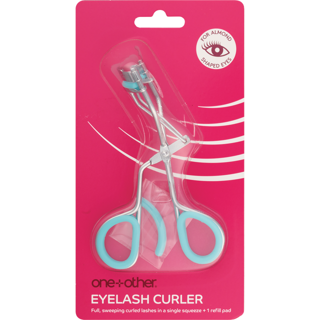 slide 1 of 1, ONE+OTHER Oo Almnd Shpd Eyelsh Curlr, 1 ct