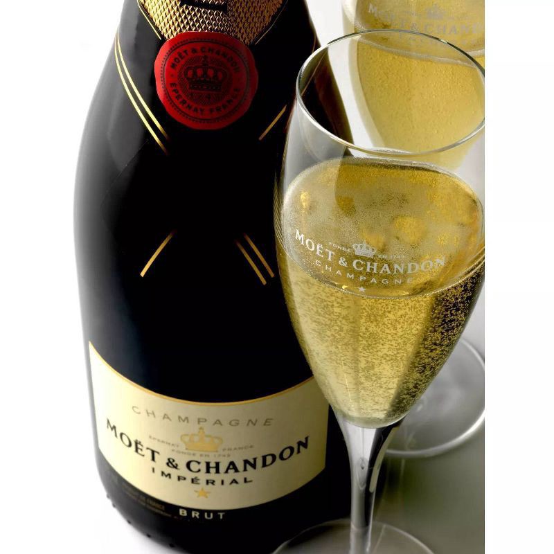 slide 2 of 6, Moët & Chandon Champagne 750 Ml, 750 ml