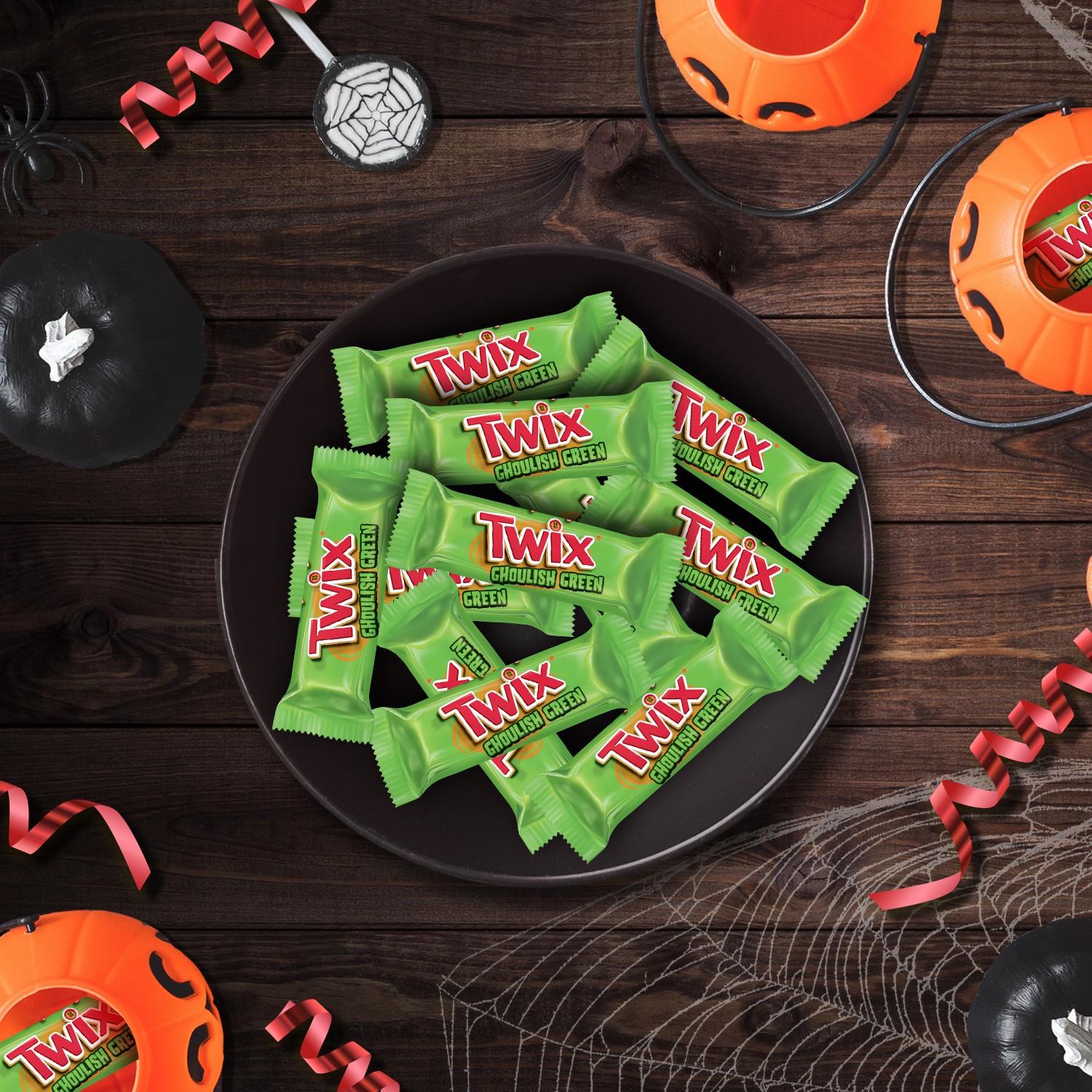 slide 8 of 8, TWIX Ghoulish Green Caramel Cookie Fun Size Halloween Chocolate Bars, 9.79 Oz Bag, 9.79 oz