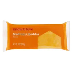 know & love Medium Cheddar Chunk 8 Ounces