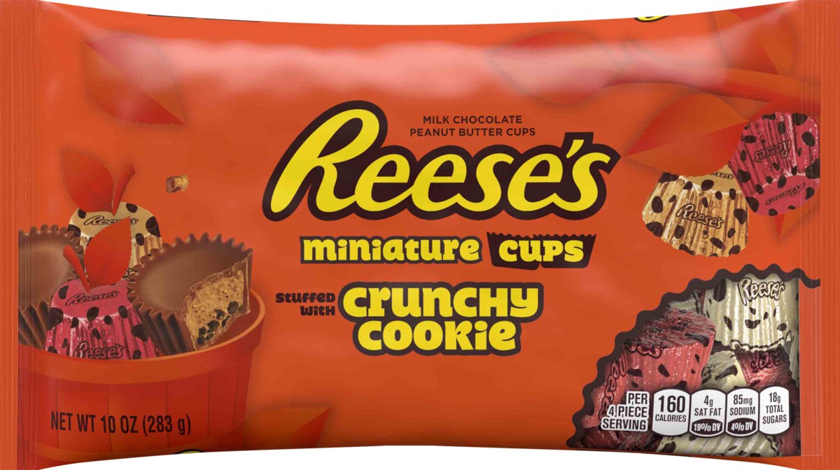 slide 5 of 6, Reese's Halloween Crunchy Cookie Peanut Butter Cups Minis, 10 oz