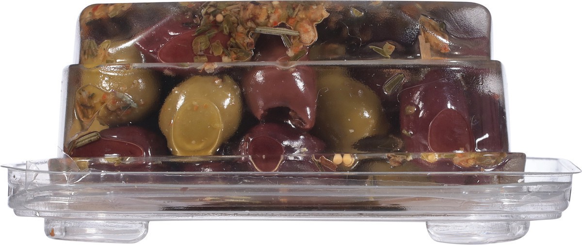 slide 7 of 12, Boar's Head Jubilee Olives, 7 oz