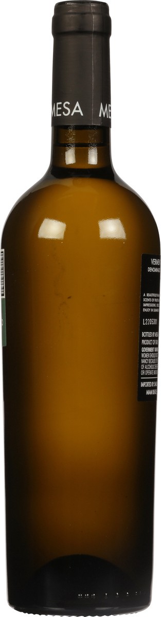 slide 8 of 9, Mesa White Wine Giunco 750 ml, 