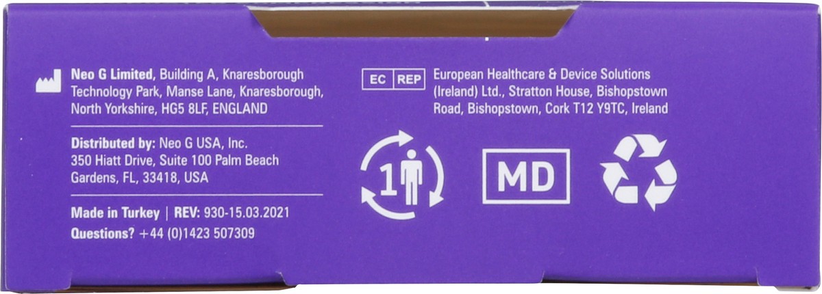 slide 11 of 13, Neo G Black Moderate Energizing Dress Socks Large 1 Pair, 1 ct