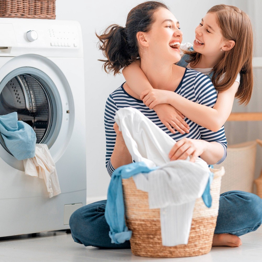 slide 2 of 8, Downy Ultra Free & Gentle Fabric Conditioner, 150 fl oz