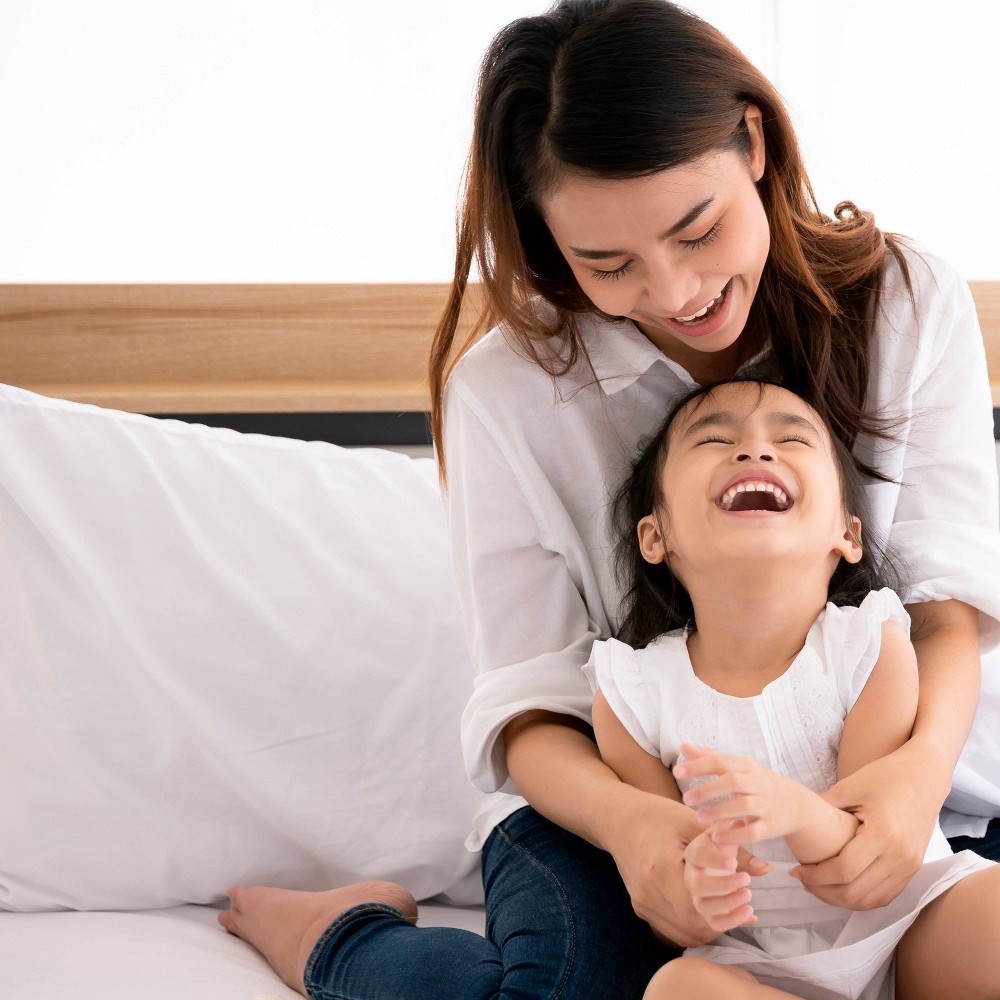 slide 4 of 8, Downy Ultra Free & Gentle Fabric Conditioner, 150 fl oz