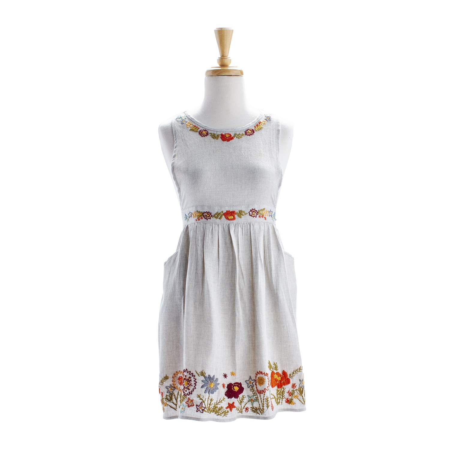 slide 1 of 1, Sur La Table Vintage Floral Embroidered Apron, 1 ct