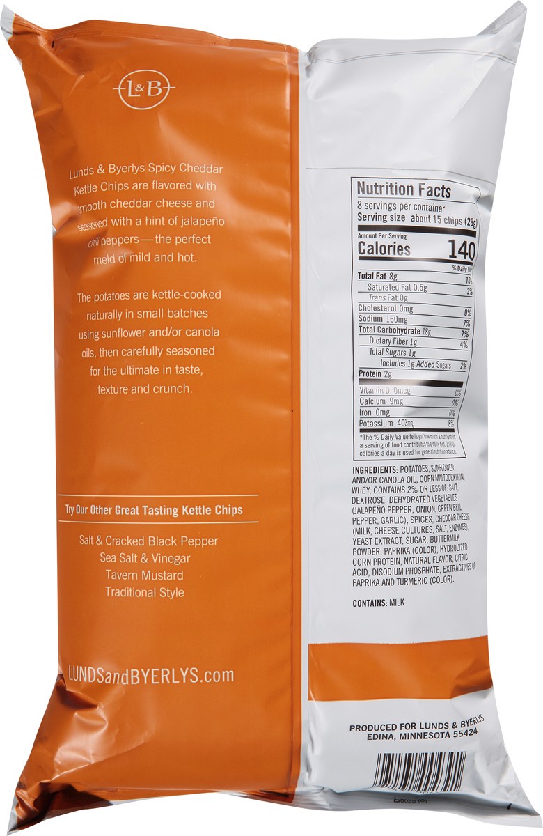slide 7 of 9, Lunds & Byerlys Extra Crunchy Spicy Cheddar Kettle Chips 8 oz, 8 oz