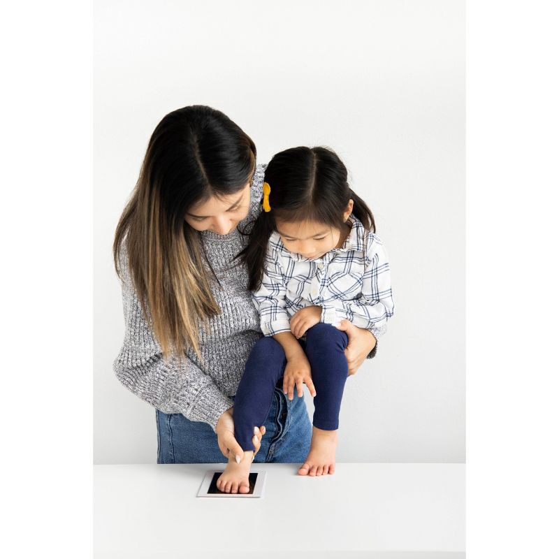 slide 4 of 6, Pearhead Clean-Touch Ink Pad - Black - Baby - M/L, 1 ct