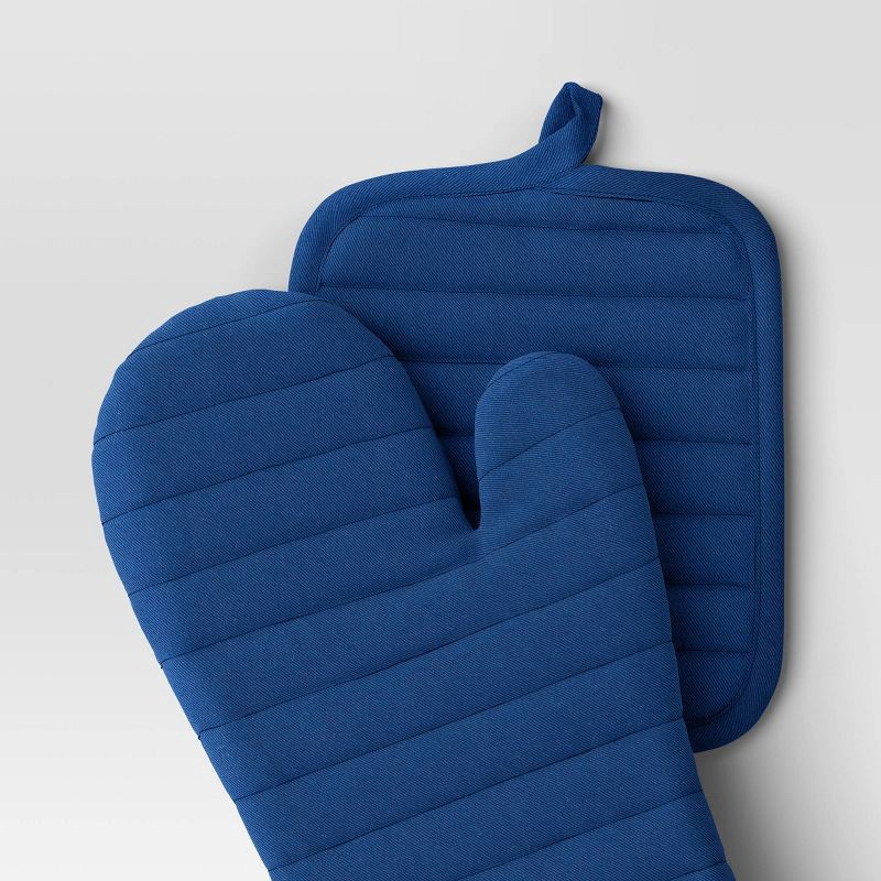slide 3 of 4, 7pc Starter Kitchen Textile Set Dark Blue - Room Essentials™: Dish Towels, Hot Pads & Oven Mitts, Pot Holders, Kitchen Towels, 7 ct