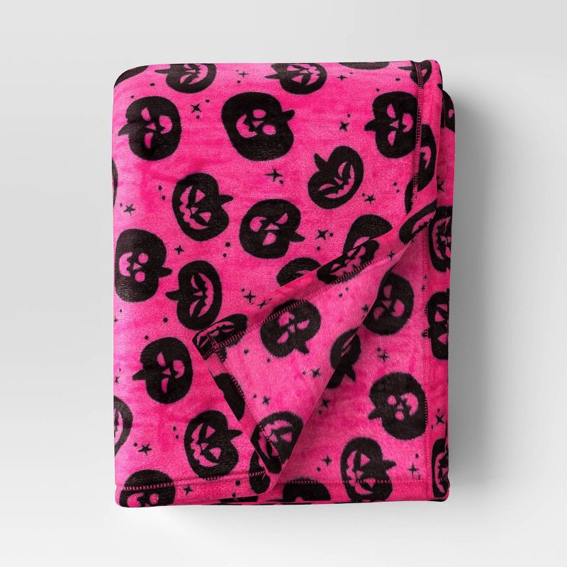 slide 1 of 5, Pumpkin Printed Plush Halloween Throw Blanket Pink - Hyde & EEK! Boutique™: Cozy Recycled Polyester, Knitted, 50x60", 1 ct