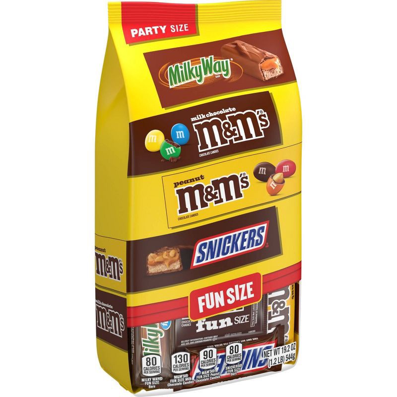 slide 1 of 10, Mars M&M's, Snickers & Milky Way Fun Size Chocolate Candies Variety Pack, Party Size - 19.2oz/35ct Bag, 19.2 oz, 35 ct