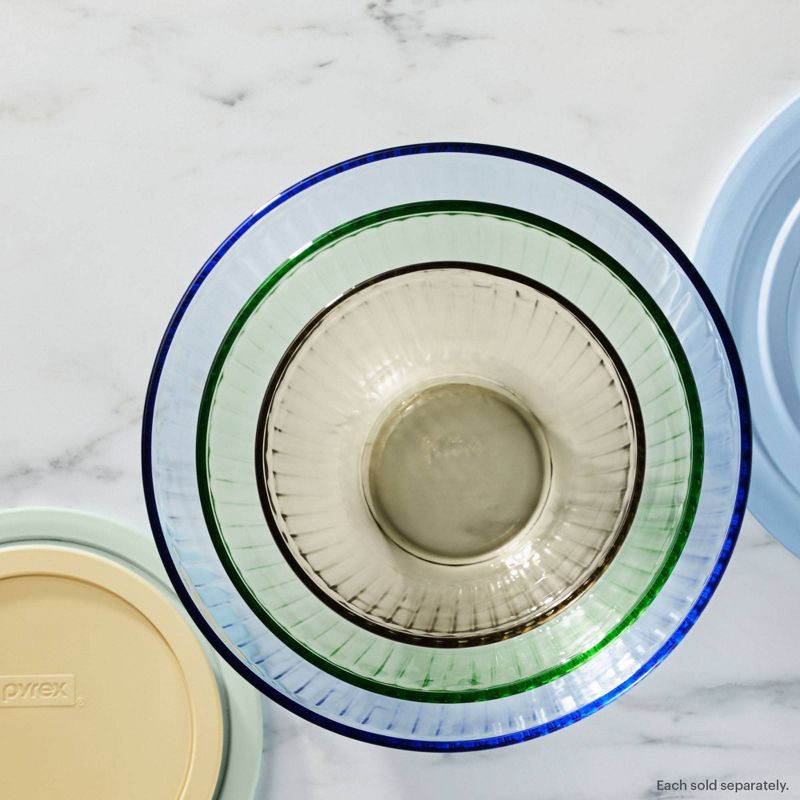 slide 3 of 7, Pyrex® Sculpted Tinted 2qt Lidded Mixing Bowl Green, 2 qt