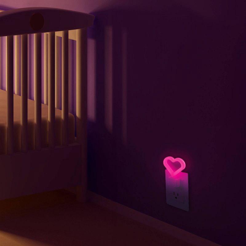 slide 6 of 8, Globe Electric Auto On/Off Neon Pink Heart Night Light, 1 ct