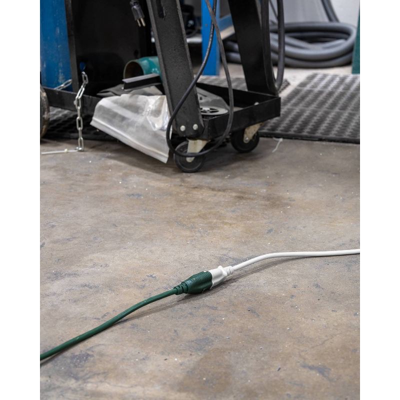 slide 8 of 8, General Electric GE 1-Outlet Grounded Extension Cord Outdoor 16AWG 20' White, 1 ct