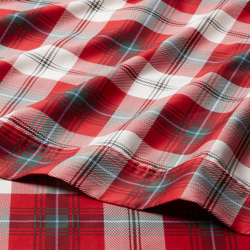 slide 3 of 4, King 400 Thread Count Performance Holiday Sheet Set Green/Red Plaid - Threshold™, 1 ct